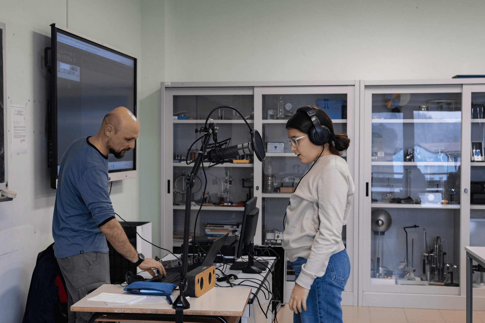 Story Makers foto laboratorio podcast Andrea Genzone, Sarnano, Dicembre 2025