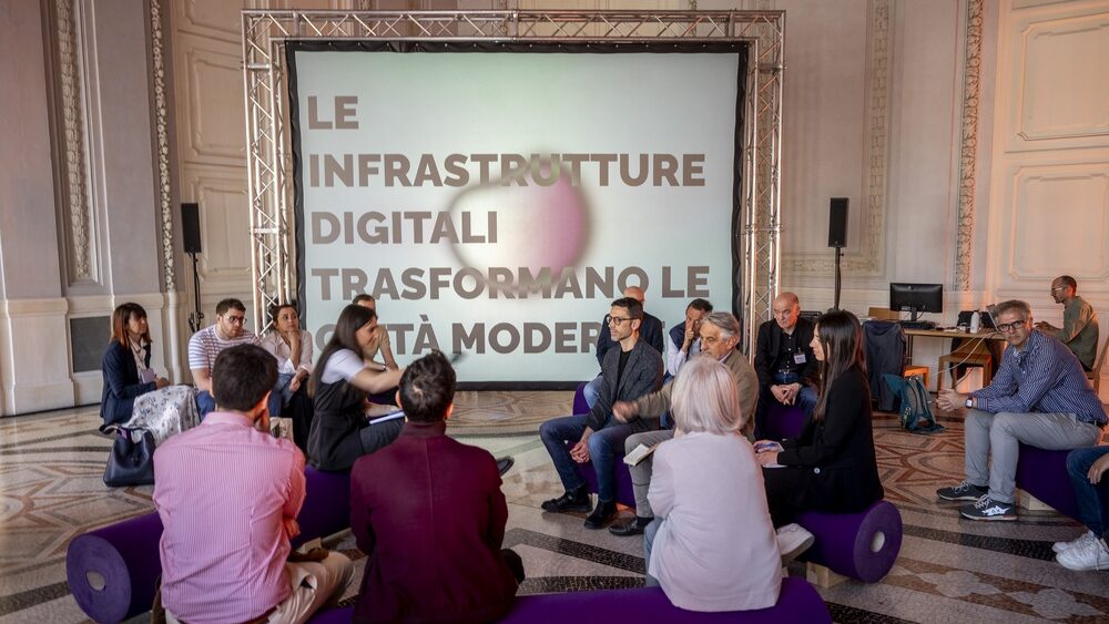 Foto Chatbot OLO per Biennale Tecnologia 2026, Ph Politecnico di Torino