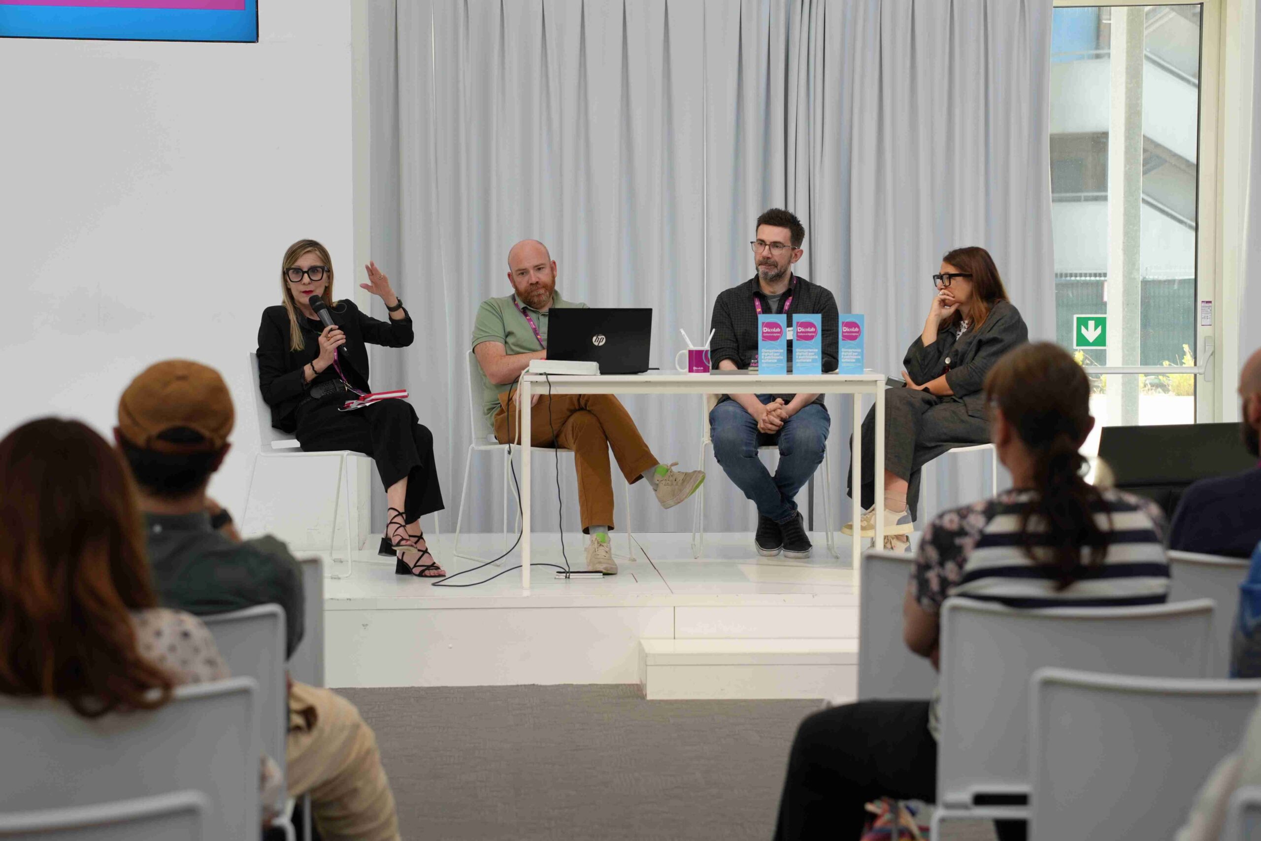 hub-emilia-romagna-e-marche-dicolab-cultura-al-digitale-foto evento finale