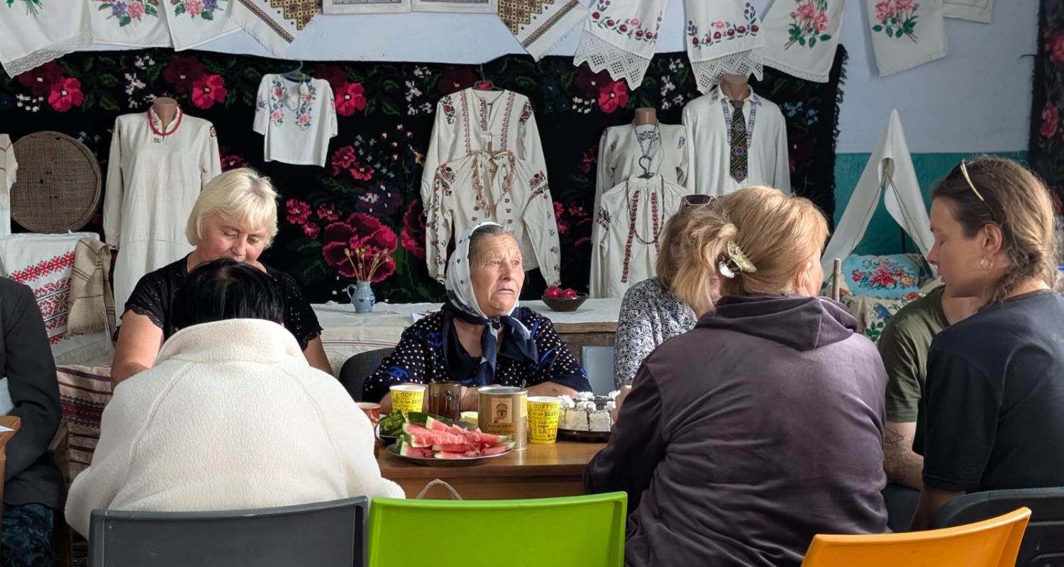 Discovery Guide — photo from the art residency in Ukraine, September 2025 - Chabanivka museum 7