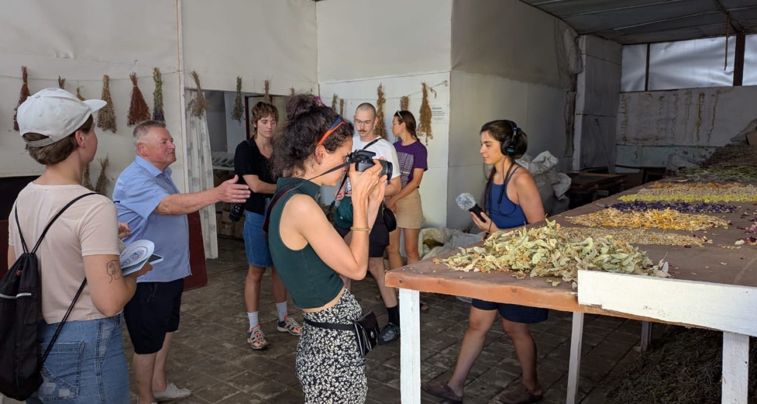 Discovery Guide — photo from the art residency in Ukraine, September 2025 - Family Enterprise “Perlyny Bakota – Prudyvusiv Herbalist” community meeting 7