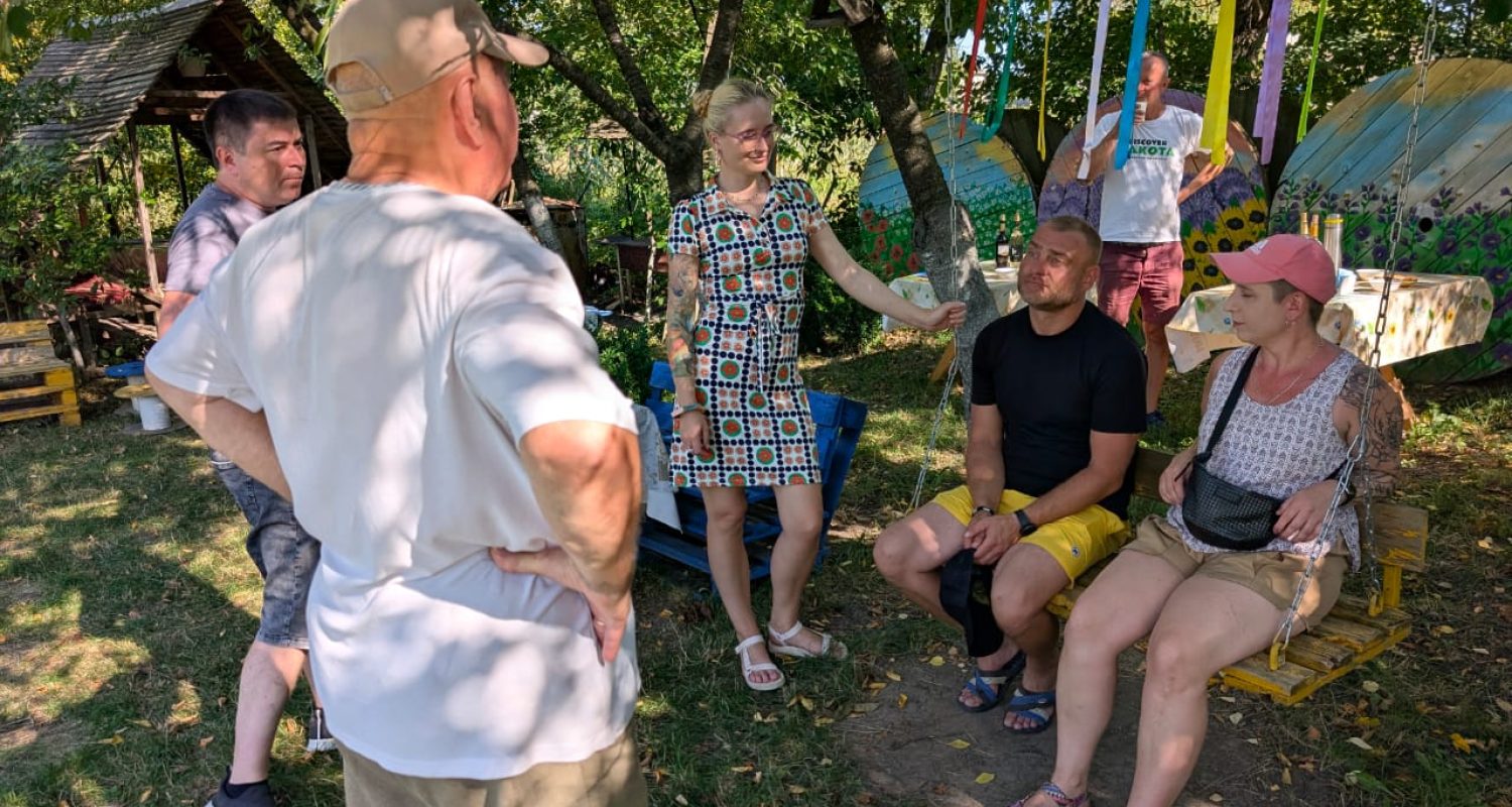 Discovery Guide — photo from the art residency in Ukraine, September 2025 - Family Enterprise “Perlyny Bakota – Prudyvusiv Herbalist” community meeting 9