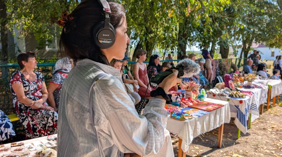 Discovery Guide &mdash; photo from the art residency in Ukraine, September 2025 - Gorayiv Village Club community meeting 9